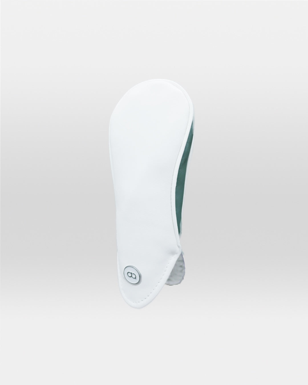 White and teal green henna leather headcover by David Alexander.