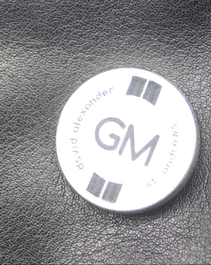 Personalisation on black racing line leather golf club