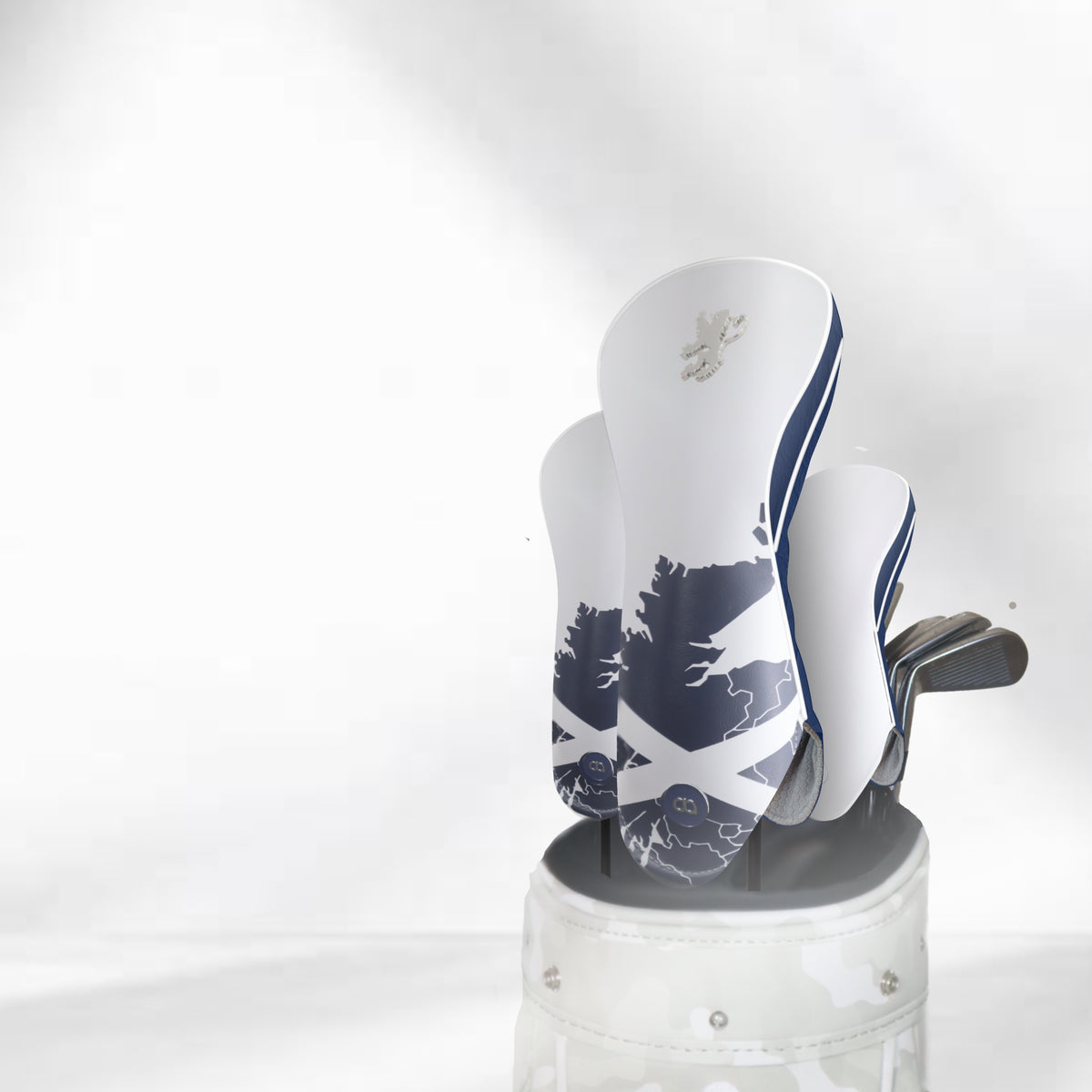 SCOTLAND Luxury Leather PUTTER Headcover in White and Navy Blue
