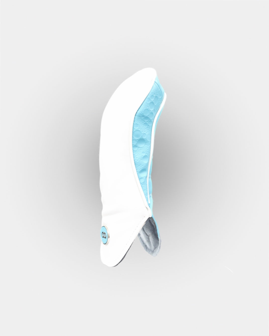 White and aqua blue leather hybrid  headcover by David Alexander. 